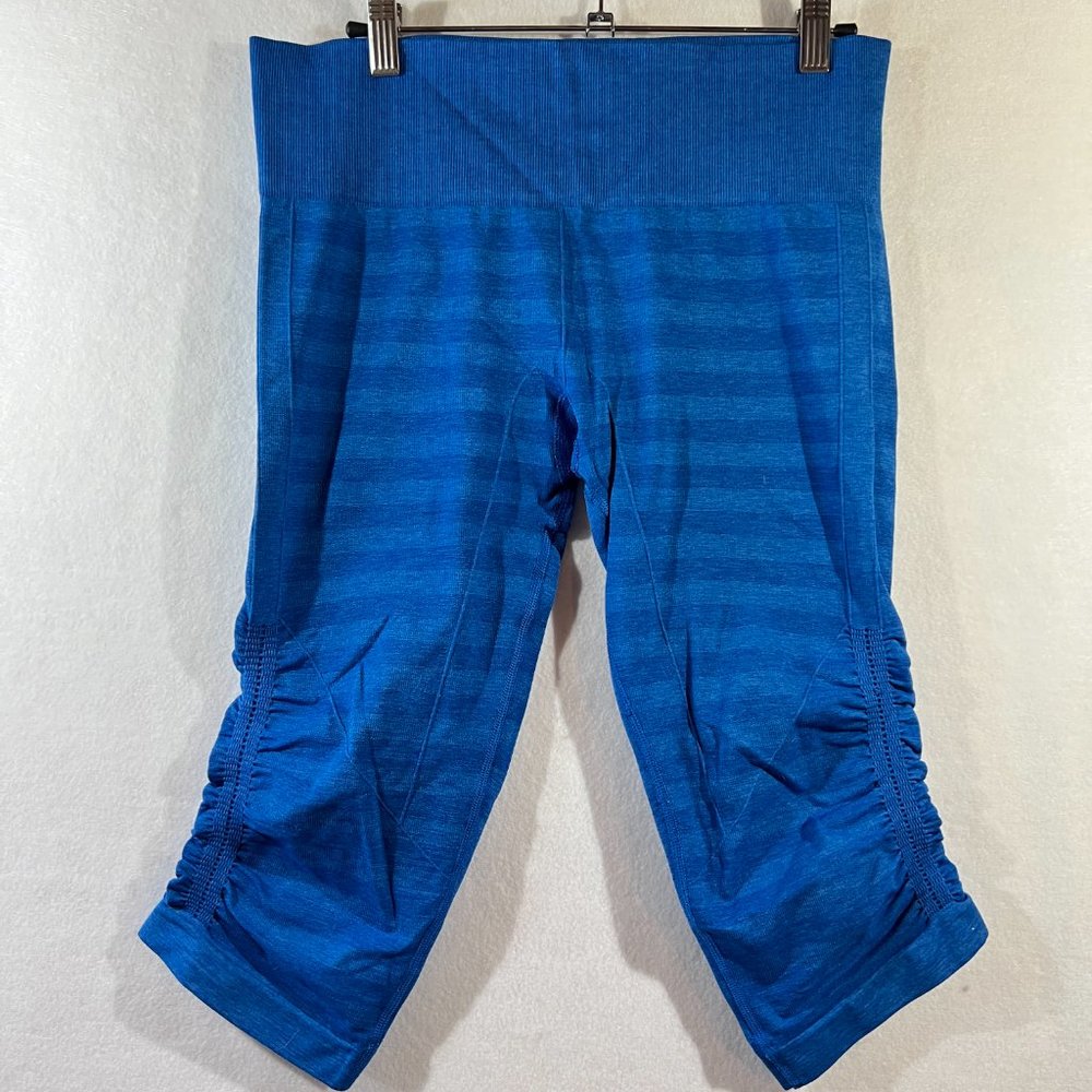 Lululemon | In The Flow Blue Crop Stripe Leggings Size 8